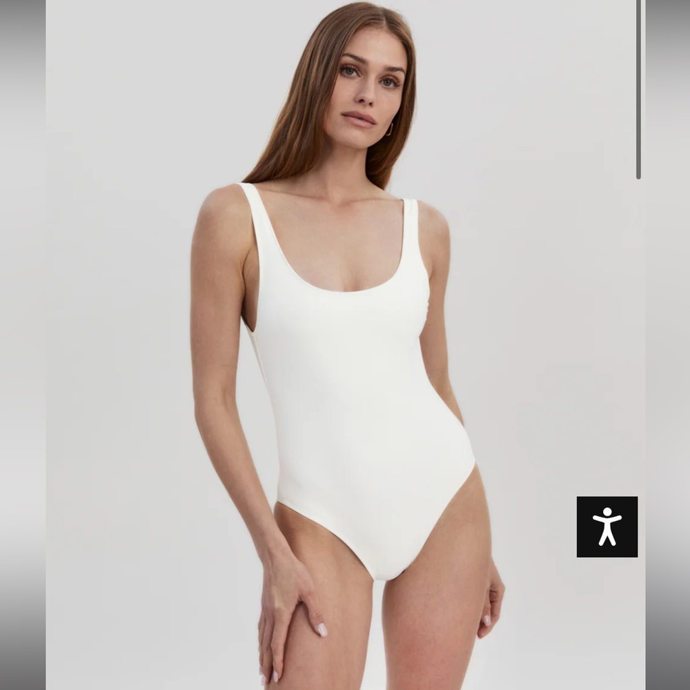 SOLID & STRIPED Anne-Marie One Piece